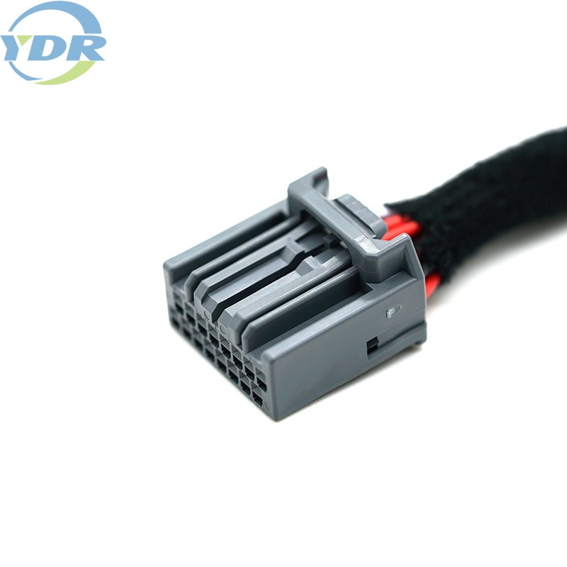 Ποια είναι η διαφορά μεταξύ μιας πλεξούδας καλωδίων και ενός συγκροτήματος καλωδίων;